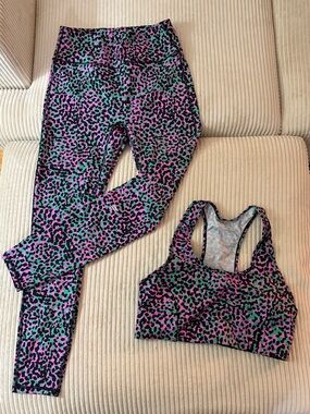 Fabletics Motion365+ Leopard Print Active Top in Pink, Green & Black